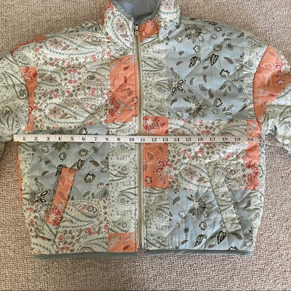 7 For All Mankind Quilted Patchwork Floral Paisley Bomber Jacket NWT XS - Picture 6 of 12